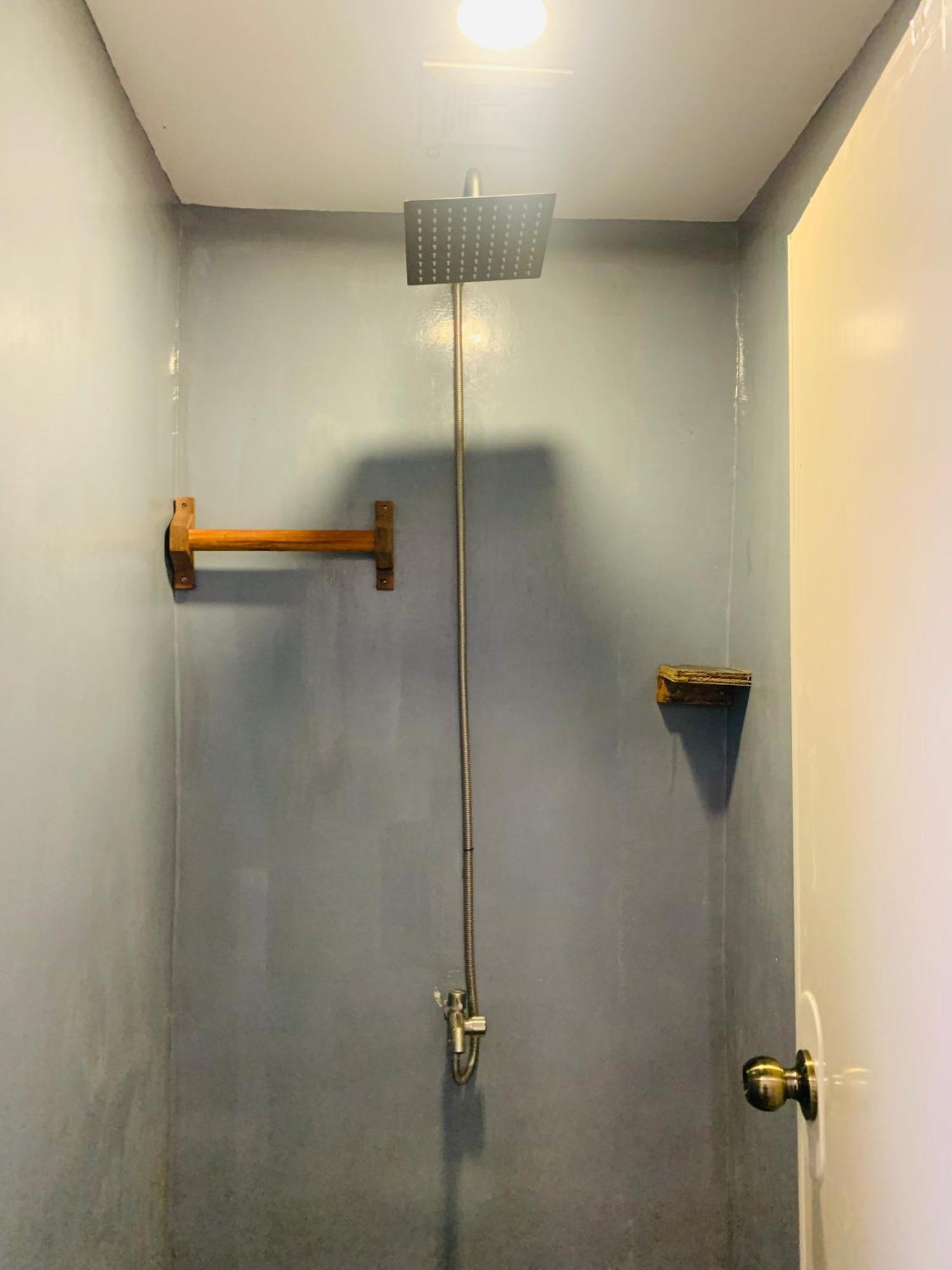 Jaydy Hostel General Luna  Eksteriør bilde